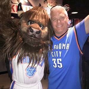 Meet your Posher, Todd